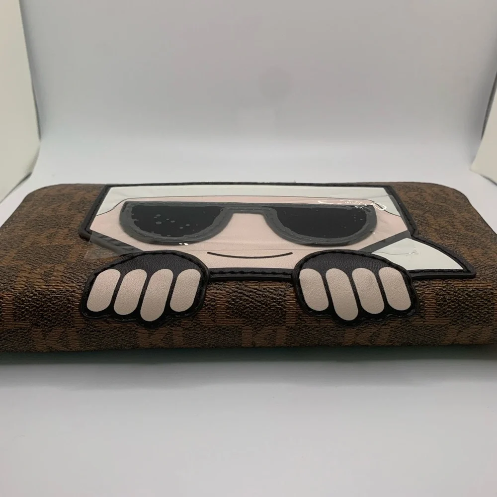 Karl Lagerfeld Paris Maybelle SLG Zip Brown Wallet - Picture 5 of 17